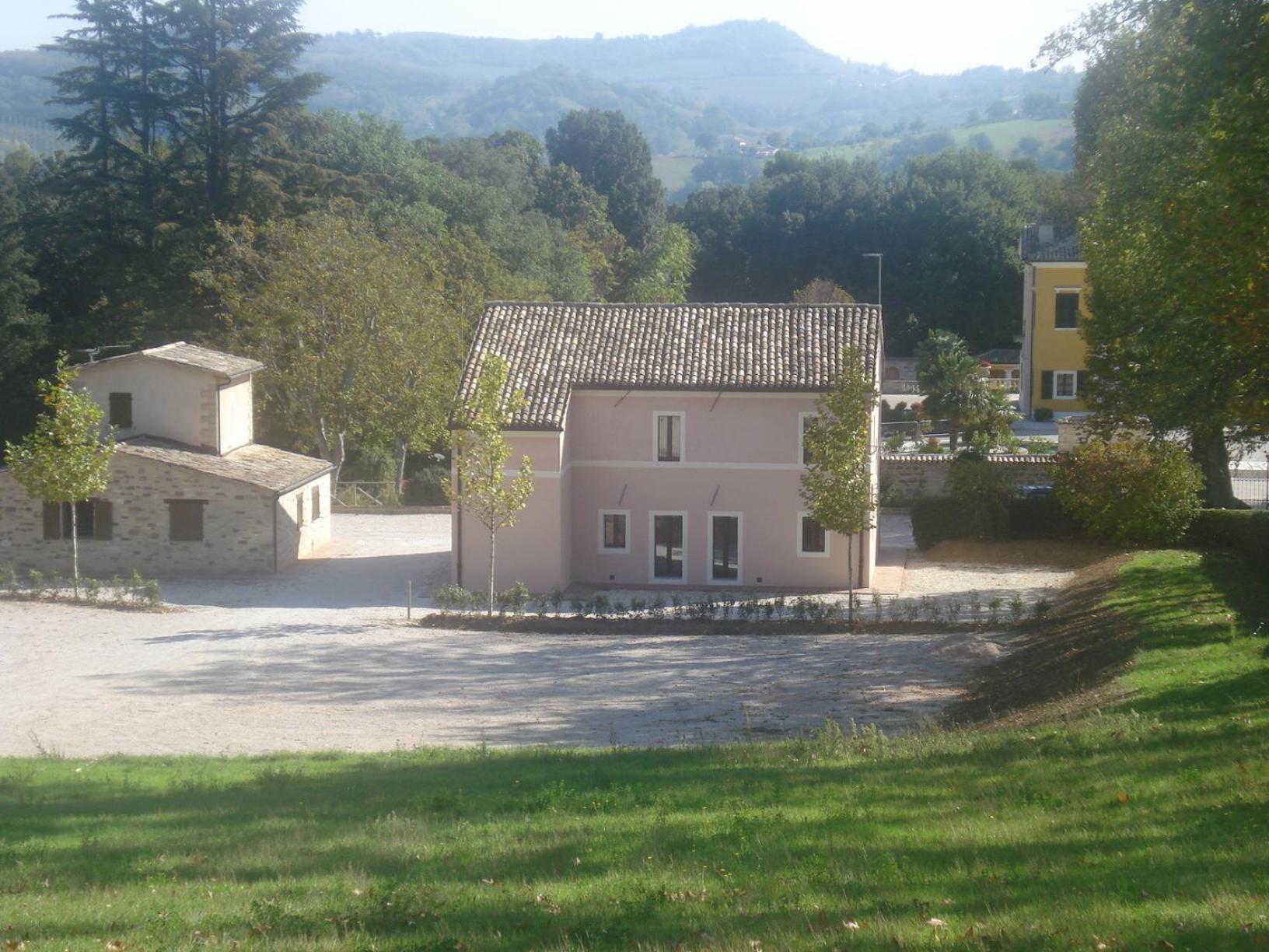 Bed and Breakfast Dimora Di Collio Сан-Северино-Марке Экстерьер фото